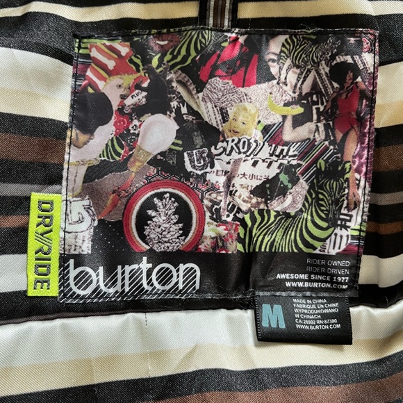 Burton | Medium | White | Snowboard Jacket - Picture 12 of 12